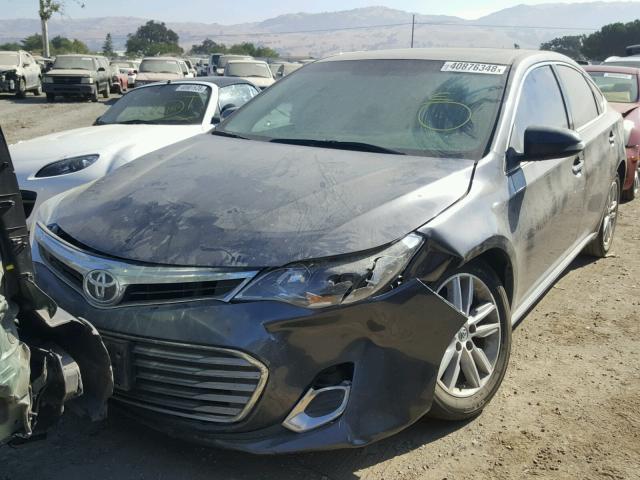 4T1BK1EB8EU087340 - 2014 TOYOTA AVALON BAS Grau Foto 2