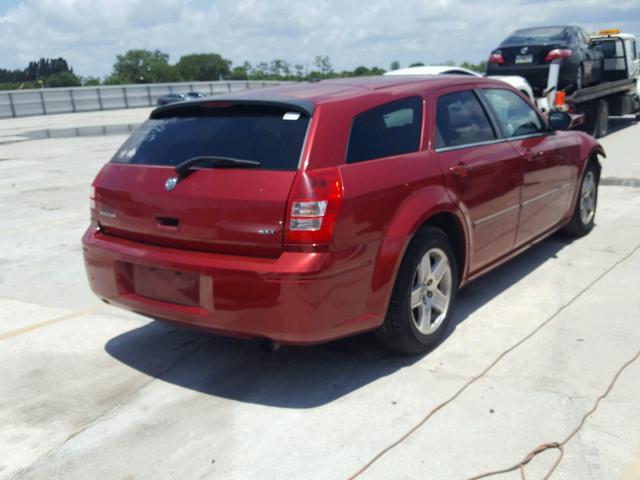 2D4FV47V57H734405 - 2007 DODGE MAGNUM SXT RED photo 4