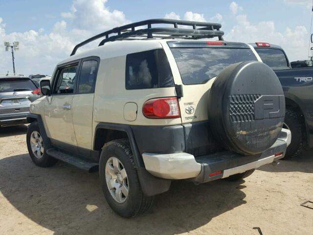 JTEZU11F28K007628 - 2008 TOYOTA FJ CRUISER CREAM photo 3