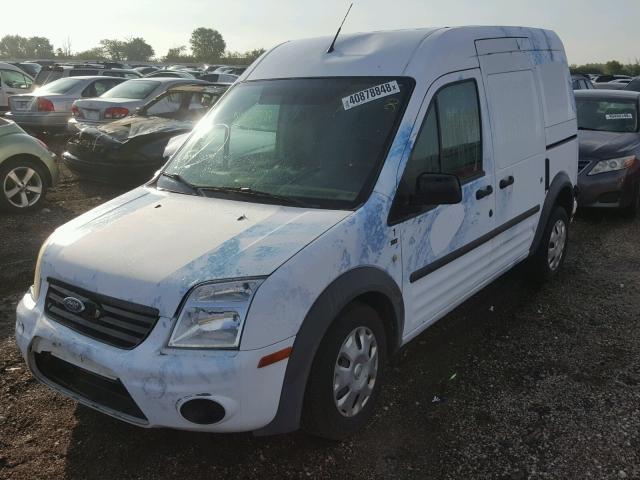 NM0LS7DN2AT011441 - 2010 FORD TRANSIT CO WHITE photo 2