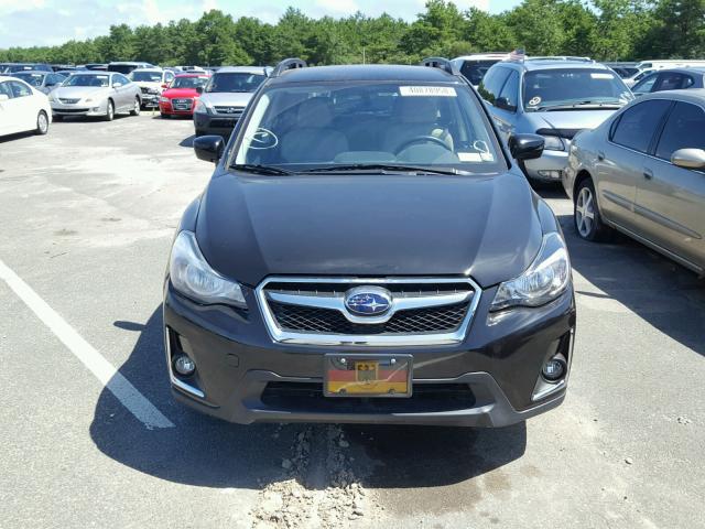 JF2GPABC9HH233946 - 2017 SUBARU CROSSTREK შავი ფოტო 9