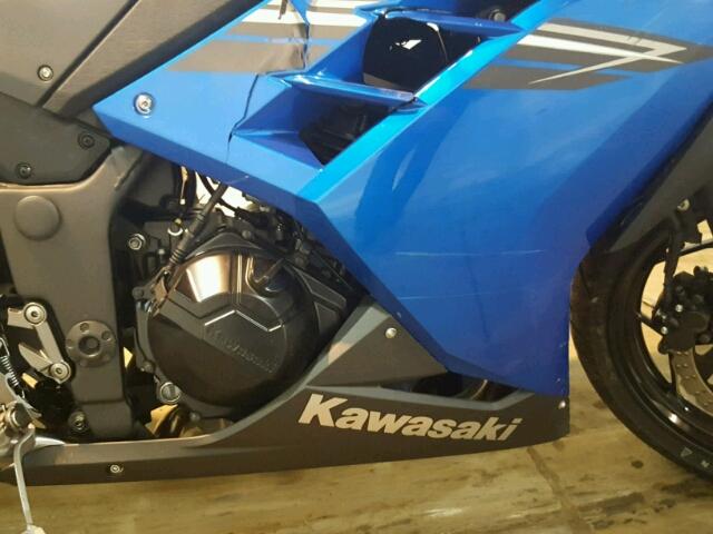 JKAEX8A12HDA33560 - 2017 KAWASAKI EX300 A BLUE photo 7