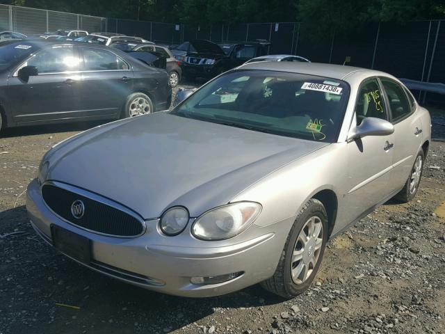 2G4WC582671173360 - 2007 BUICK LACROSSE C SILVER photo 2