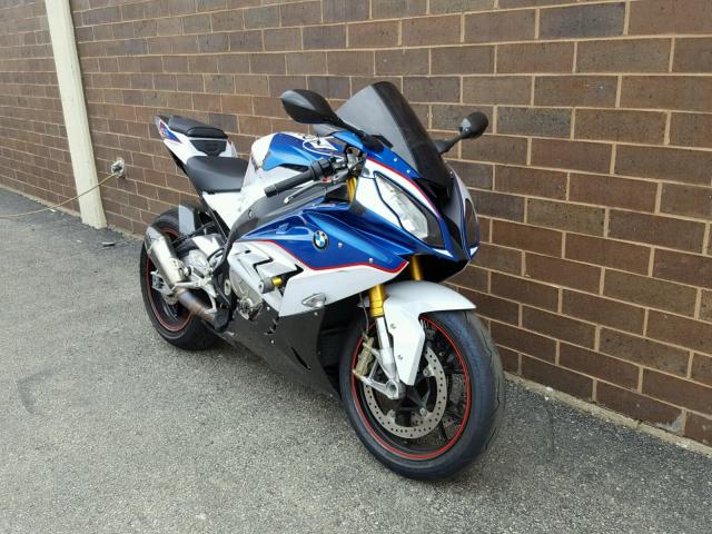 WB10D2101FZ352990 - 2015 BMW S 1000 RR BLUE photo 1