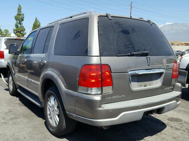 5LMEU68H04ZJ03971 - 2004 LINCOLN AVIATOR 米色 照片 3