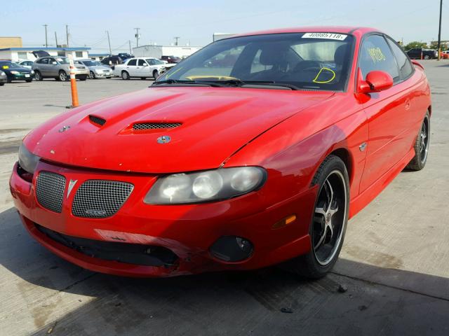 6G2VX12G04L189245 - 2004 PONTIAC GTO RED photo 2