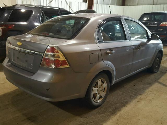 KL1TD56E69B603934 - 2009 CHEVROLET AVEO LS GRAY photo 3