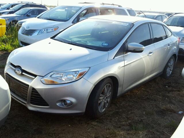 1FAHP3H29CL349785 - 2012 FORD FOCUS GRAY photo 2