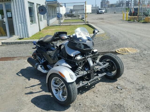 2BXJAWA1X8V001869 - 2008 CAN-AM SPYDER ROA SILVER photo 1