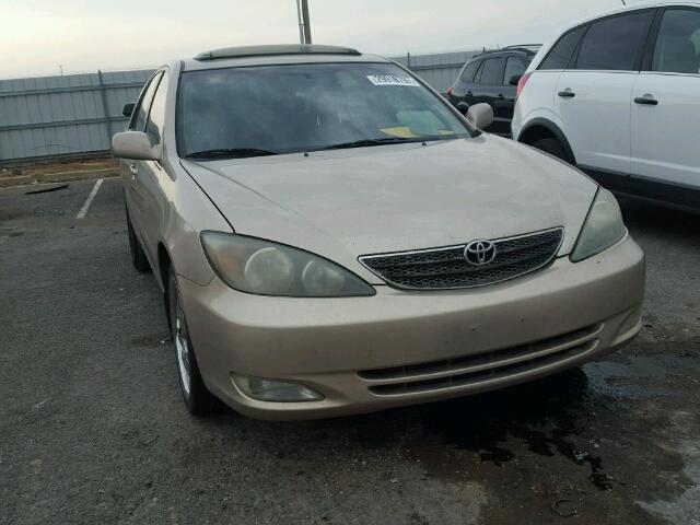 4T1BF30K22U515275 - 2002 TOYOTA CAMRY LE BEIGE photo 9