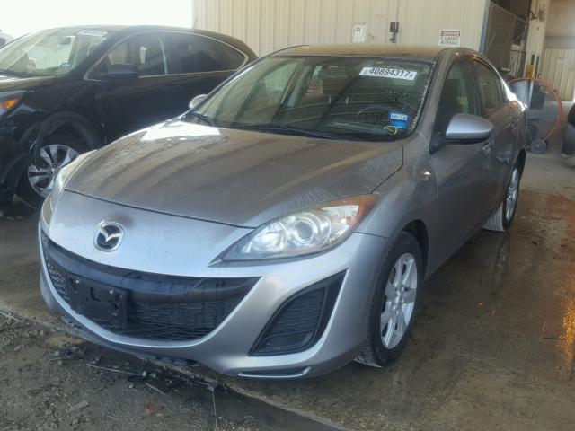 JM1BL1SF3A1318522 - 2010 MAZDA 3 I SILVER photo 2