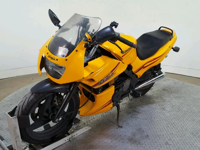 JKAEXVD107A104696 - 2007 KAWASAKI EX500 D YELLOW photo 4