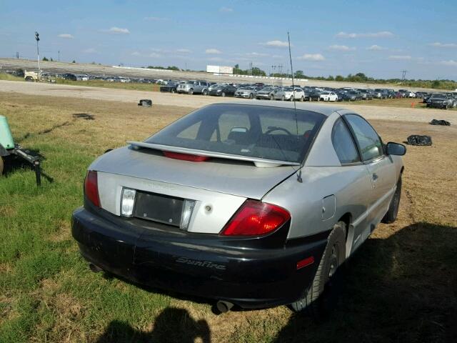 1G2JB12F237106326 - 2003 PONTIAC SUNFIRE SILVER photo 4