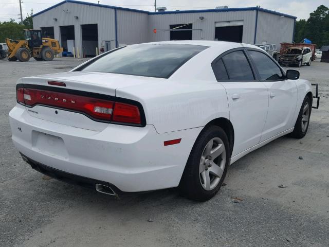 2C3CDXAG4CH262999 - 2012 DODGE CHARGER PO WHITE photo 4