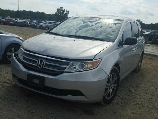 5FNRL5H69BB098163 - 2011 HONDA ODYSSEY SILVER photo 2