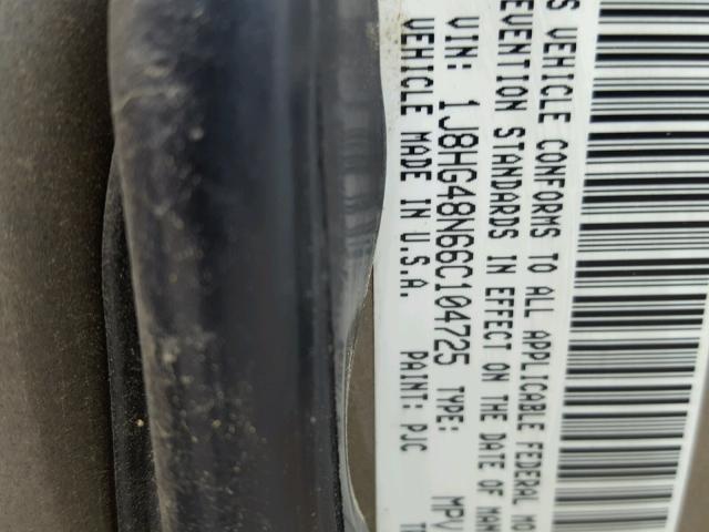 1J8HG48N66C104725 - 2006 JEEP COMMANDER TAN photo 10