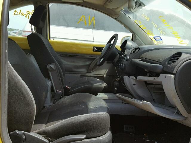 3VWCK21C71M441650 - 2001 VOLKSWAGEN NEW BEETLE ყვითელი ფოტო 5