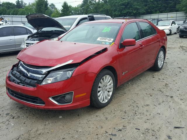 3FADP0L34CR356691 - 2012 FORD FUSION HYB RED photo 2