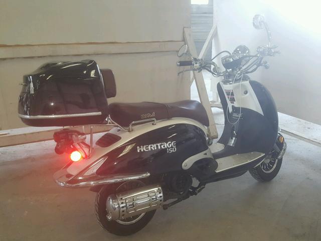 L5YTCKPA9D1127773 - 2013 ZHNG SCOOTER WHITE photo 4
