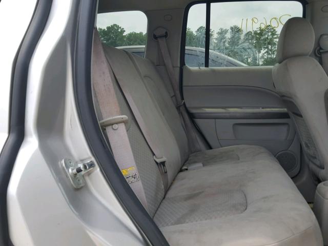 3GNDA13D66S648941 - 2006 CHEVROLET HHR LS SILVER photo 6