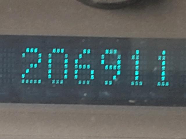 3GNDA13D66S648941 - 2006 CHEVROLET HHR LS SILVER photo 8