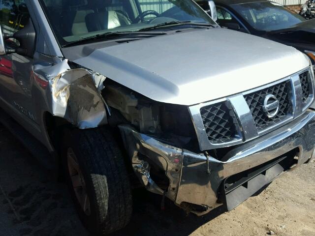 1N6BA07A65N552470 - 2005 NISSAN TITAN XE SILVER photo 9