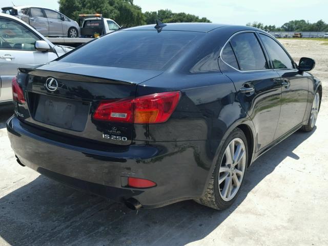 JTHBK262775029451 - 2007 LEXUS IS BLACK photo 4