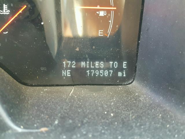 5LMFU28R54LJ23335 - 2004 LINCOLN NAVIGATOR 银色 照片 8