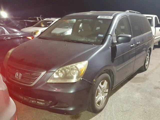 5FNRL38735B104136 - 2005 HONDA ODYSSEY EX BLUE photo 2