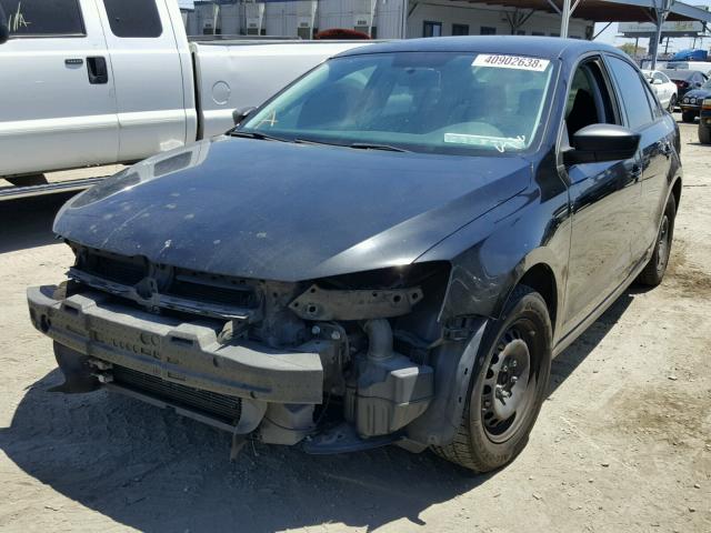 3VW2K7AJ2DM393356 - 2013 VOLKSWAGEN JETTA BASE BLACK photo 2