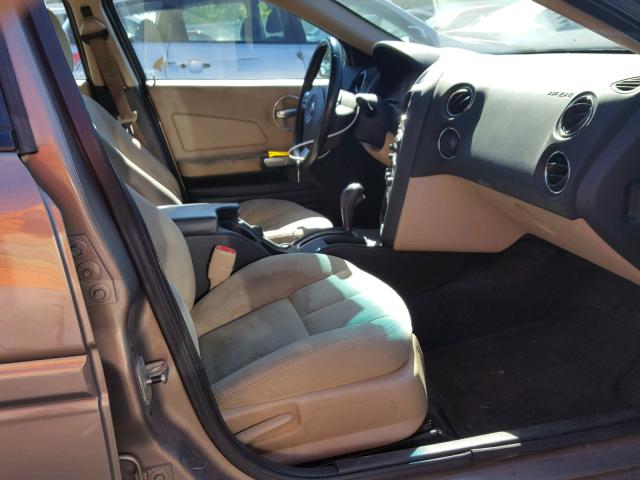 2G2WP552071198837 - 2007 PONTIAC GRAND PRIX GRAY photo 5