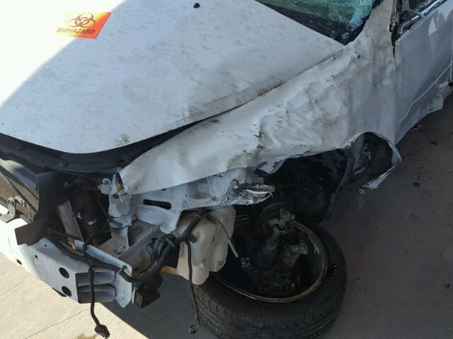 1G1ZC5E02CF124429 - 2012 CHEVROLET MALIBU 1LT WHITE photo 9