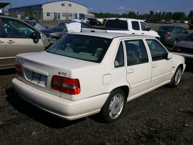 YV1LS5549W1437427 - 1998 VOLVO S70 WHITE photo 4