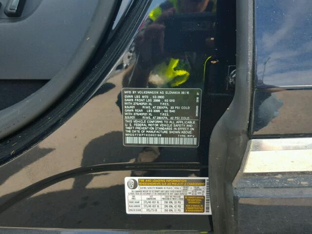 WVGGF7BP7HD002196 - 2017 VOLKSWAGEN TOUAREG EX BLACK photo 10