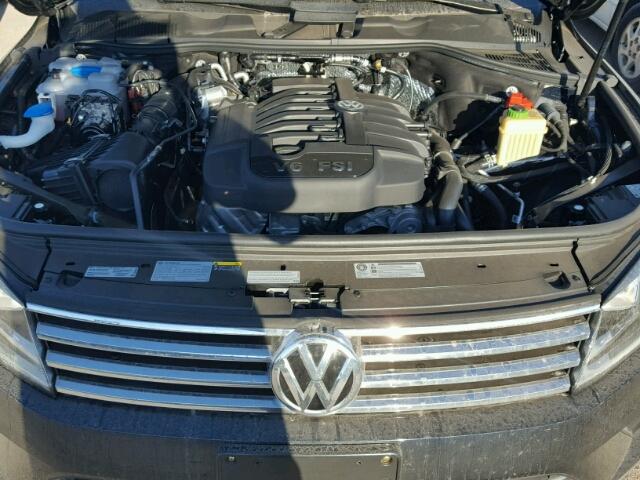WVGGF7BP7HD002196 - 2017 VOLKSWAGEN TOUAREG EX BLACK photo 7