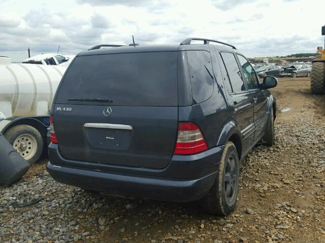 4JGAB72E4YA216516 - 2000 MERCEDES-BENZ ML 430 蓝色 照片 4