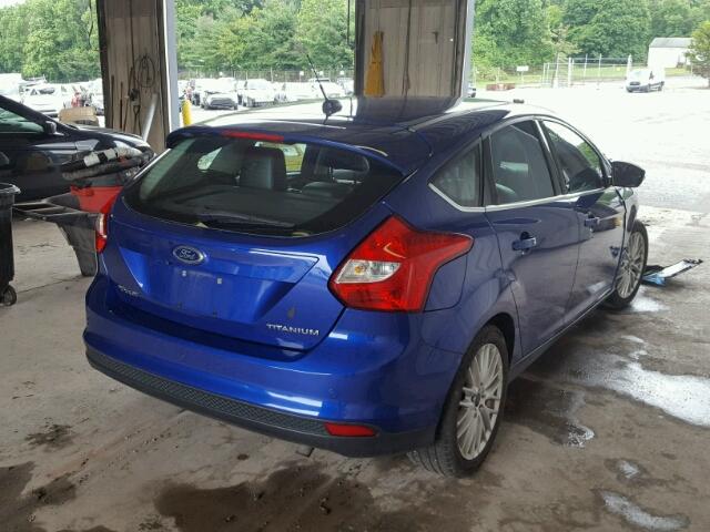 1FADP3N2XEL377844 - 2014 FORD FOCUS TITA BLUE photo 4