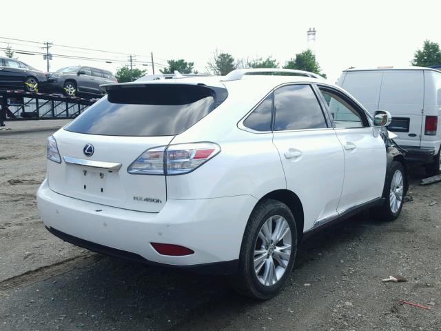 JTJBC1BA0B2418493 - 2011 LEXUS RX 450 WHITE photo 4