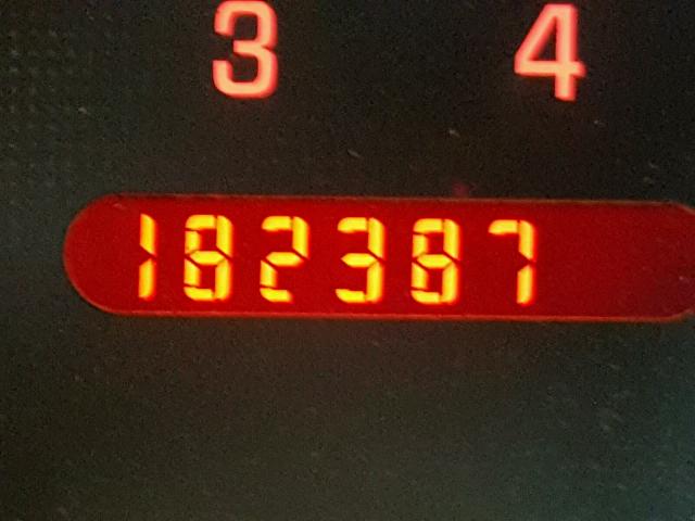 1G2NE52F94C256538 - 2004 PONTIAC GRAND AM S Qırmızı foto 8