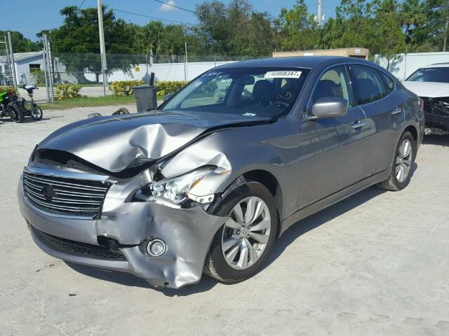 JN1BY1AP5BM322859 - 2011 INFINITI M37 GRAY photo 2