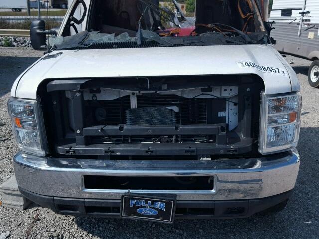 1FDXE4FS7DDA20479 - 2013 FORD E450 WHITE photo 7