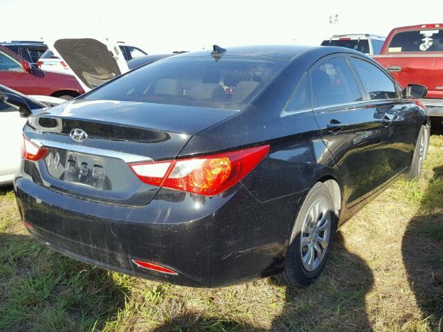 5NPEB4AC5CH368973 - 2012 HYUNDAI SONATA GLS BLACK photo 4