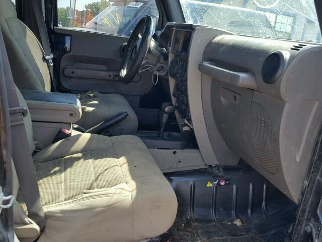 1J4GA69179L788999 - 2009 JEEP WRANGLER U BLACK photo 5