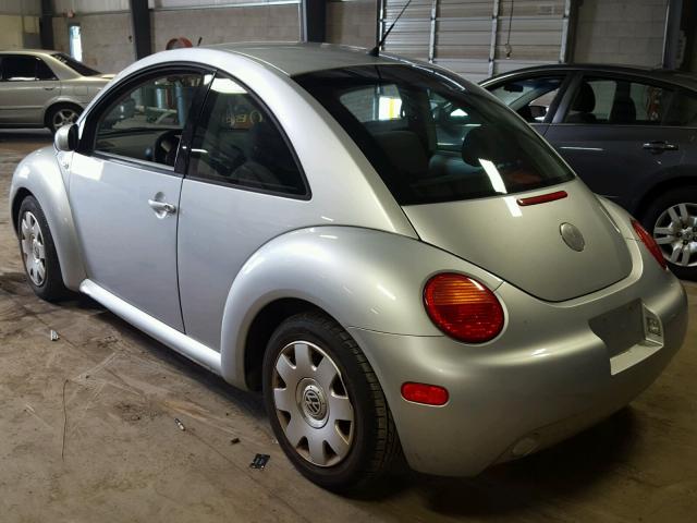 3VWBK21CX3M418698 - 2003 VOLKSWAGEN NEW BEETLE ვერცხლისფერი ფოტო 3