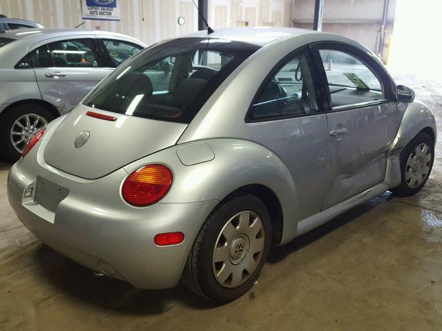 3VWBK21CX3M418698 - 2003 VOLKSWAGEN NEW BEETLE ვერცხლისფერი ფოტო 4