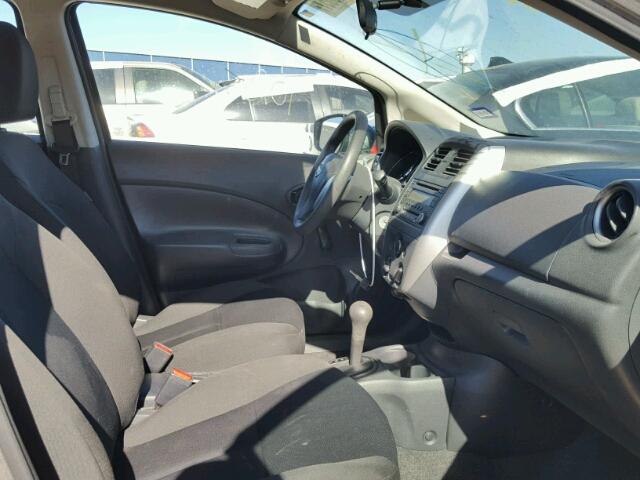 3N1CE2CP4GL397375 - 2016 NISSAN VERSA NOTE GRAY photo 5