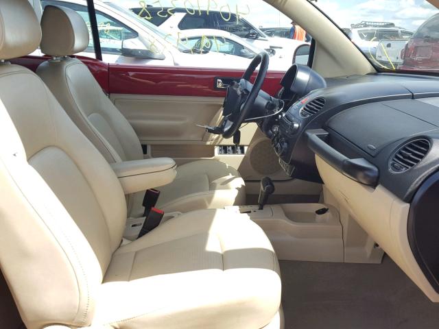 3VWRF31Y19M403861 - 2009 VOLKSWAGEN NEW BEETLE 红色 照片 5