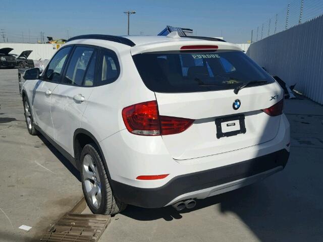 WBAVM1C58FVW58150 - 2015 BMW X1 SDRIVE2 WHITE photo 3