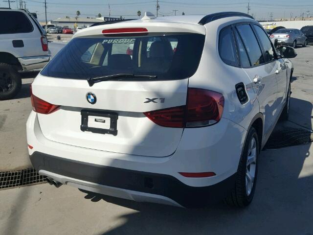 WBAVM1C58FVW58150 - 2015 BMW X1 SDRIVE2 WHITE photo 4