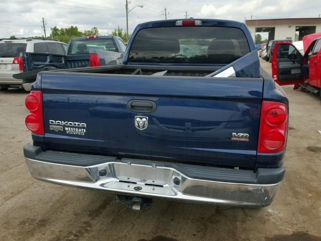 1D7HW58N86S509240 - 2006 DODGE DAKOTA BLUE photo 6